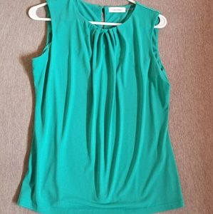 Business casual shirt sleeve blouse